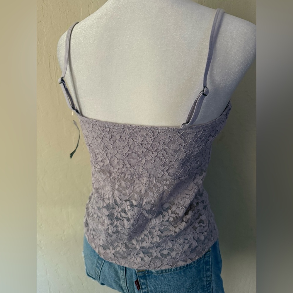 Sheer lace purple cami - Picture 4 of 6